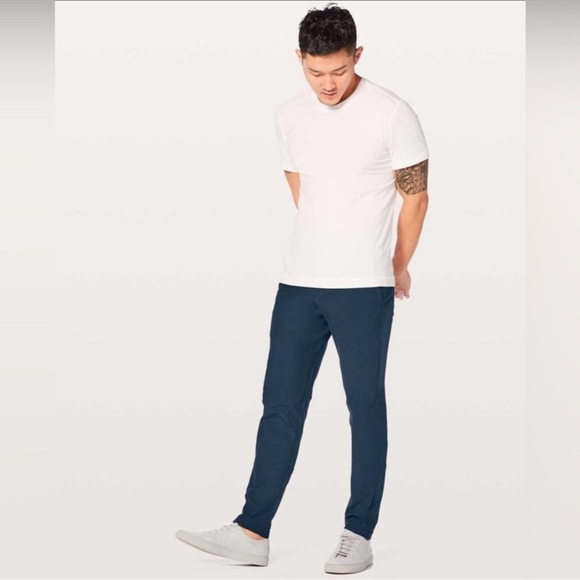 Lululemon Men's Commission Pant Slim True Navy Sz 34 - Picture 2 of 12
